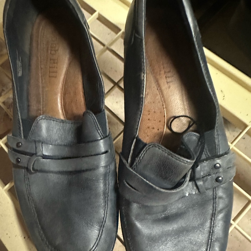 Cobb Hill by New Balance Black Leather Slip-Ons